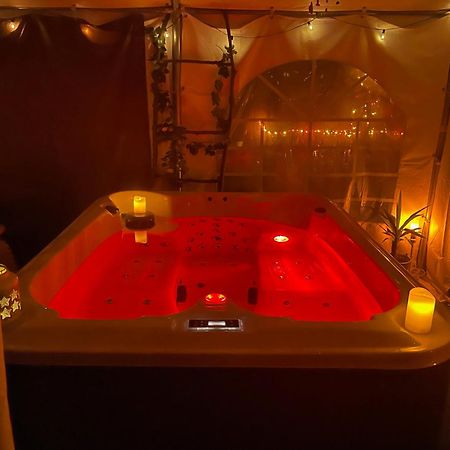 Choisy Le Jacuzzi Choisy-au-Bac Exterior foto