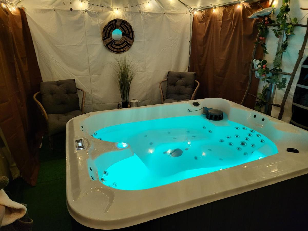 Choisy Le Jacuzzi Choisy-au-Bac Exterior foto